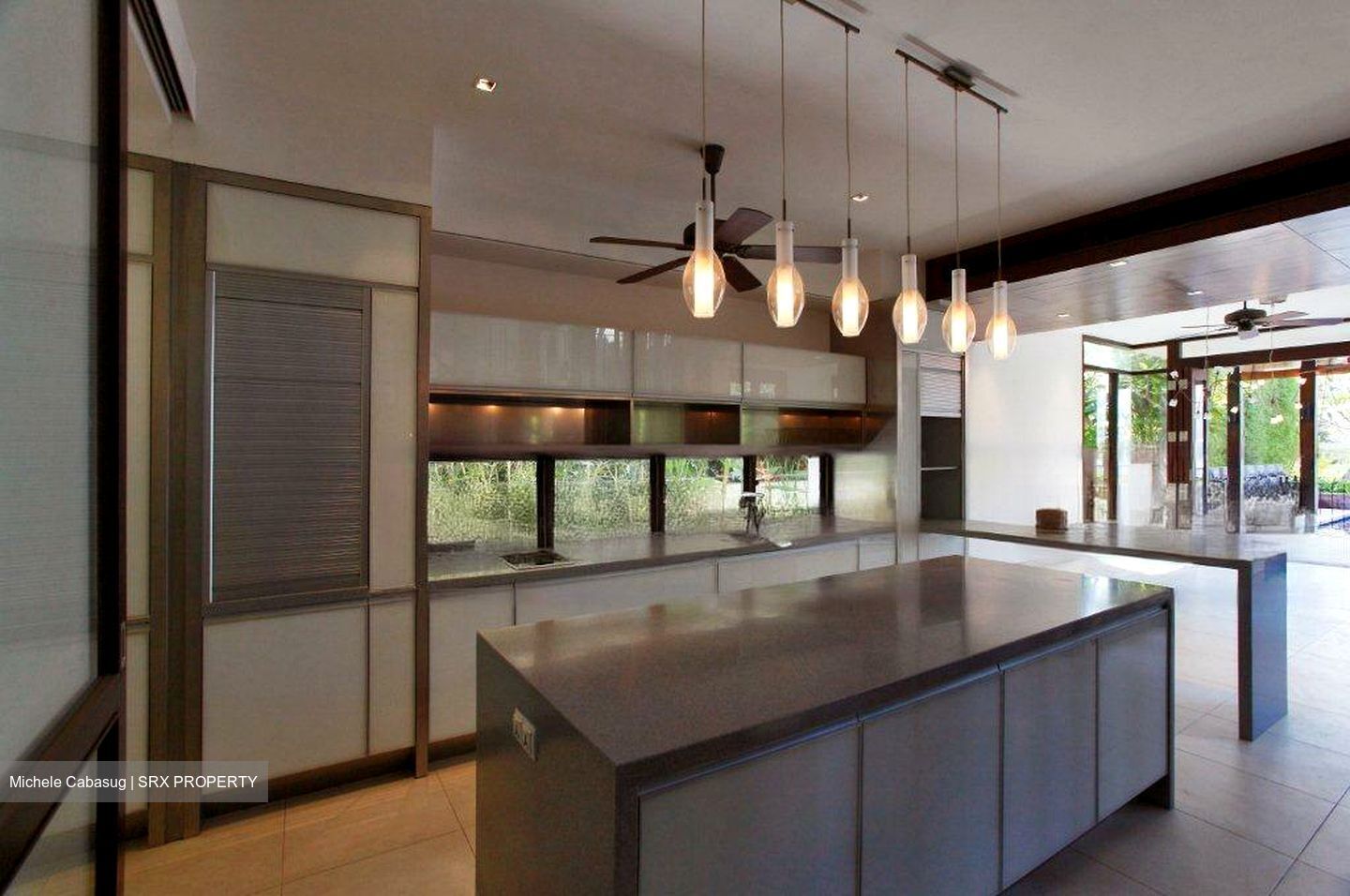Ocean Drive (D4), Detached #482994191
